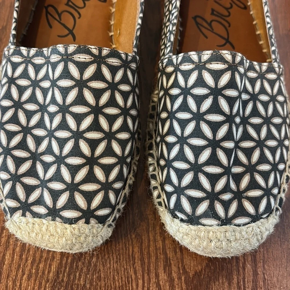 Brighton Black tan Rattan canvas Espadrilles fabric upper leather insole slip on